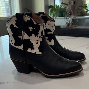 Twisted X Black and White Cow Print Women's Boots